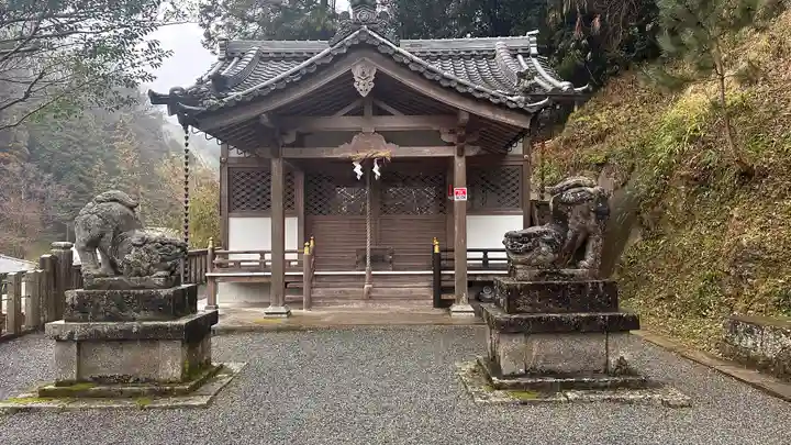 素盞雄神社(奈良県)
