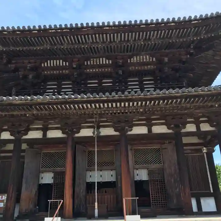 喜光寺の本殿・本堂