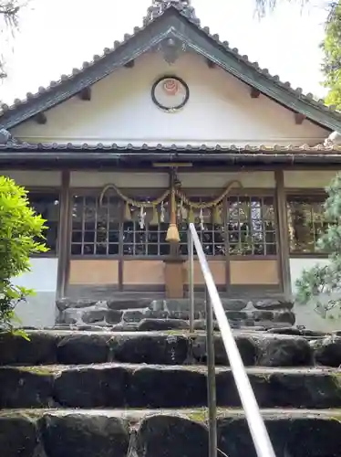 八代龍王神感寺の本殿