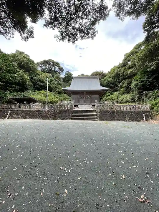 八幡神社の本殿・本堂
