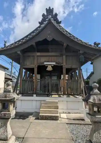 神明社の{uncategorized: "未分類", other: "その他", undefined: "問題あり", building: "その他建物", grave: "お墓", sacred_gate: "鳥居", guardian: "狛犬", statue: "像", buddha: "仏像", history: "歴史", nature: "自然", garden: "庭園", animal: "動物", pagoda: "塔", temizu: "手水舎", mountain_gate: "山門・神門", sanctuary: "本殿・本堂", subordinate: "末社・摂社", art: "芸術", scenery: "景色", jizo: "地蔵", ema: "絵馬", goshuin: "御朱印", omikuji: "おみくじ", items: "授与品その他", amulet: "お守り", goshuincho: "御朱印帳", eats: "食事", festival: "お祭り", votive_dance: "神楽", shichigosan: "七五三参", wedding: "結婚式", experience: "体験その他", initially: "初詣", around: "周辺", anti_infection: "感染症対策"}