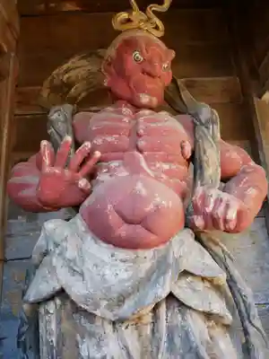 秩父札所三十二番　法性寺の像