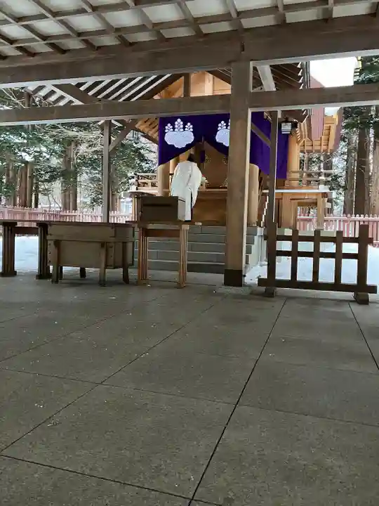 開拓神社の本殿・本堂