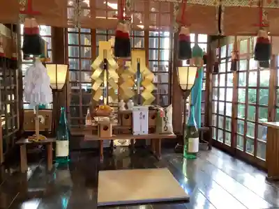 三輪神社の本殿・本堂