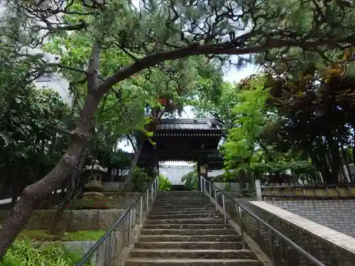 法輪寺の山門