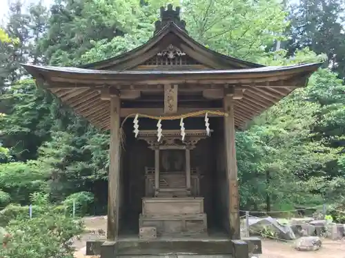 馬見岡綿向神社の末社