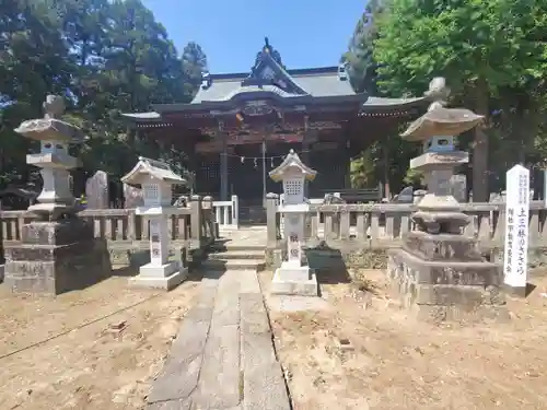 雷電神社の本殿