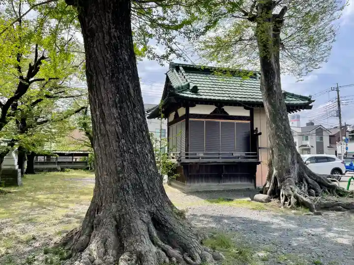 千形神社の{uncategorized: "未分類", other: "その他", undefined: "問題あり", building: "その他建物", grave: "お墓", sacred_gate: "鳥居", guardian: "狛犬", statue: "像", buddha: "仏像", history: "歴史", nature: "自然", garden: "庭園", animal: "動物", pagoda: "塔", temizu: "手水舎", mountain_gate: "山門・神門", sanctuary: "本殿・本堂", subordinate: "末社・摂社", art: "芸術", scenery: "景色", jizo: "地蔵", ema: "絵馬", goshuin: "御朱印", omikuji: "おみくじ", items: "授与品その他", amulet: "お守り", goshuincho: "御朱印帳", eats: "食事", festival: "お祭り", votive_dance: "神楽", shichigosan: "七五三参", wedding: "結婚式", experience: "体験その他", initially: "初詣", around: "周辺", anti_infection: "感染症対策"}