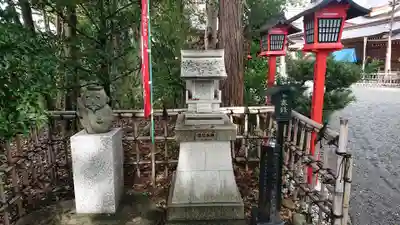 亀ケ池八幡宮の末社・摂社