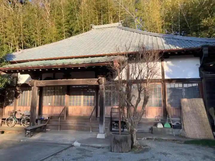 茶屋薬師堂の本殿・本堂