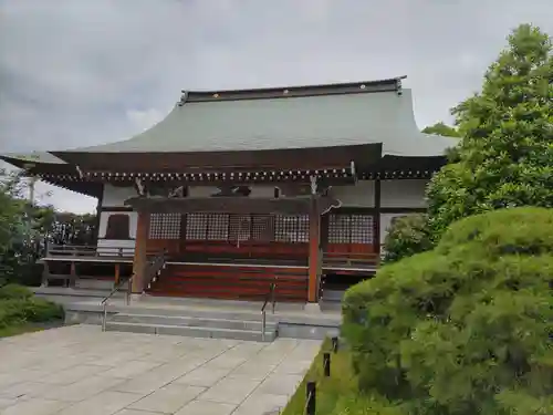 観音寺の本殿