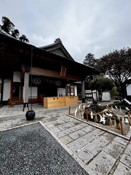 阿蘇白水龍神權現~白蛇神社~(熊本県)