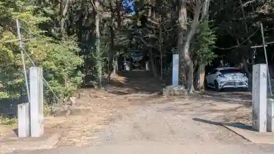 日鷲神社の{uncategorized: "未分類", other: "その他", undefined: "問題あり", building: "その他建物", grave: "お墓", sacred_gate: "鳥居", guardian: "狛犬", statue: "像", buddha: "仏像", history: "歴史", nature: "自然", garden: "庭園", animal: "動物", pagoda: "塔", temizu: "手水舎", mountain_gate: "山門・神門", sanctuary: "本殿・本堂", subordinate: "末社・摂社", art: "芸術", scenery: "景色", jizo: "地蔵", ema: "絵馬", goshuin: "御朱印", omikuji: "おみくじ", items: "授与品その他", amulet: "お守り", goshuincho: "御朱印帳", eats: "食事", festival: "お祭り", votive_dance: "神楽", shichigosan: "七五三参", wedding: "結婚式", experience: "体験その他", initially: "初詣", around: "周辺", anti_infection: "感染症対策"}