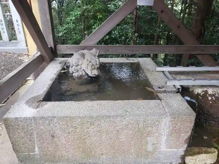 日吉神社の手水舎
