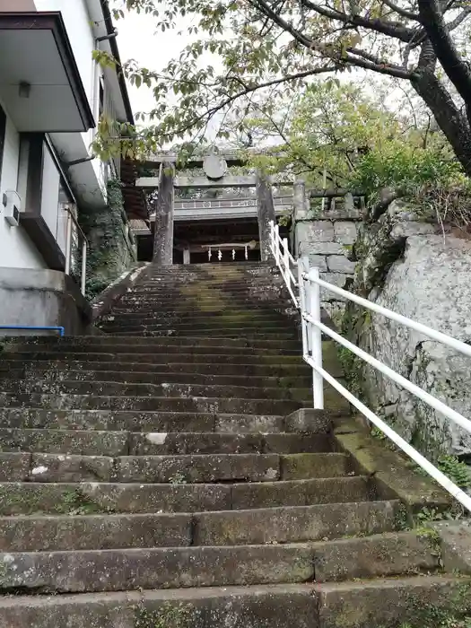 西山神社の建物その他