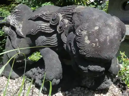 大島稲荷神社の狛犬