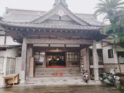 那古寺の本殿・本堂