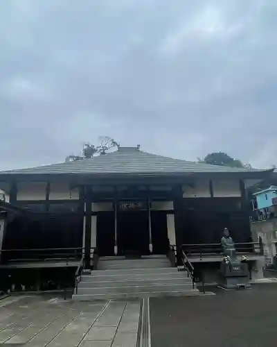 仏持院の本殿・本堂