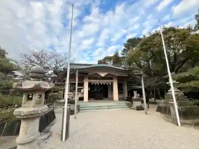高山神社の{uncategorized: "未分類", other: "その他", undefined: "問題あり", building: "その他建物", grave: "お墓", sacred_gate: "鳥居", guardian: "狛犬", statue: "像", buddha: "仏像", history: "歴史", nature: "自然", garden: "庭園", animal: "動物", pagoda: "塔", temizu: "手水舎", mountain_gate: "山門・神門", sanctuary: "本殿・本堂", subordinate: "末社・摂社", art: "芸術", scenery: "景色", jizo: "地蔵", ema: "絵馬", goshuin: "御朱印", omikuji: "おみくじ", items: "授与品その他", amulet: "お守り", goshuincho: "御朱印帳", eats: "食事", festival: "お祭り", votive_dance: "神楽", shichigosan: "七五三参", wedding: "結婚式", experience: "体験その他", initially: "初詣", around: "周辺", anti_infection: "感染症対策"}