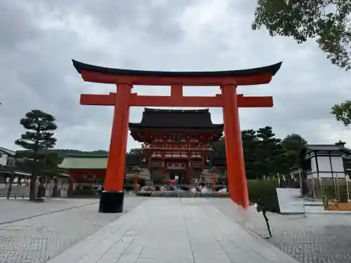 伏見稲荷大社(京都府)