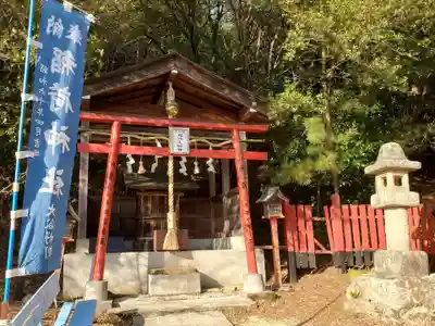 神吉八幡神社の末社・摂社