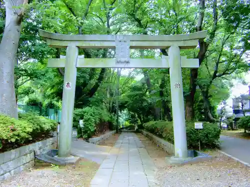 前原御嶽神社の鳥居