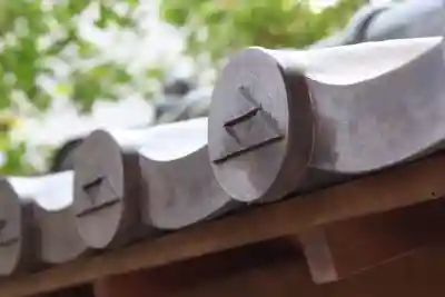 極楽寺（霊鷲山感應院極楽律寺）の{uncategorized: "未分類", other: "その他", undefined: "問題あり", building: "その他建物", grave: "お墓", sacred_gate: "鳥居", guardian: "狛犬", statue: "像", buddha: "仏像", history: "歴史", nature: "自然", garden: "庭園", animal: "動物", pagoda: "塔", temizu: "手水舎", mountain_gate: "山門・神門", sanctuary: "本殿・本堂", subordinate: "末社・摂社", art: "芸術", scenery: "景色", jizo: "地蔵", ema: "絵馬", goshuin: "御朱印", omikuji: "おみくじ", items: "授与品その他", amulet: "お守り", goshuincho: "御朱印帳", eats: "食事", festival: "お祭り", votive_dance: "神楽", shichigosan: "七五三参", wedding: "結婚式", experience: "体験その他", initially: "初詣", around: "周辺", anti_infection: "感染症対策"}