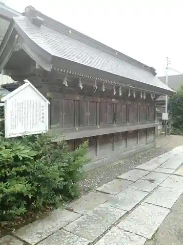 健田須賀神社の末社