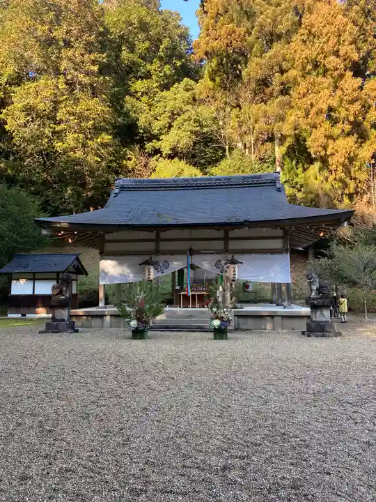 八咫烏神社(奈良県)