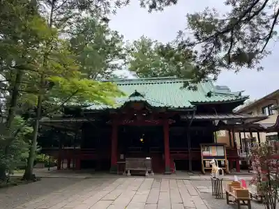 赤坂氷川神社の{uncategorized: "未分類", other: "その他", undefined: "問題あり", building: "その他建物", grave: "お墓", sacred_gate: "鳥居", guardian: "狛犬", statue: "像", buddha: "仏像", history: "歴史", nature: "自然", garden: "庭園", animal: "動物", pagoda: "塔", temizu: "手水舎", mountain_gate: "山門・神門", sanctuary: "本殿・本堂", subordinate: "末社・摂社", art: "芸術", scenery: "景色", jizo: "地蔵", ema: "絵馬", goshuin: "御朱印", omikuji: "おみくじ", items: "授与品その他", amulet: "お守り", goshuincho: "御朱印帳", eats: "食事", festival: "お祭り", votive_dance: "神楽", shichigosan: "七五三参", wedding: "結婚式", experience: "体験その他", initially: "初詣", around: "周辺", anti_infection: "感染症対策"}