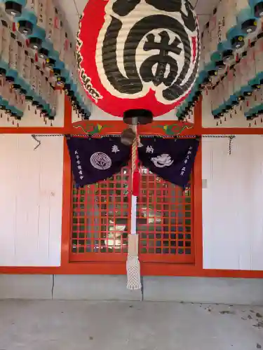 粟津天満神社の{uncategorized: "未分類", other: "その他", undefined: "問題あり", building: "その他建物", grave: "お墓", sacred_gate: "鳥居", guardian: "狛犬", statue: "像", buddha: "仏像", history: "歴史", nature: "自然", garden: "庭園", animal: "動物", pagoda: "塔", temizu: "手水舎", mountain_gate: "山門・神門", sanctuary: "本殿・本堂", subordinate: "末社・摂社", art: "芸術", scenery: "景色", jizo: "地蔵", ema: "絵馬", goshuin: "御朱印", omikuji: "おみくじ", items: "授与品その他", amulet: "お守り", goshuincho: "御朱印帳", eats: "食事", festival: "お祭り", votive_dance: "神楽", shichigosan: "七五三参", wedding: "結婚式", experience: "体験その他", initially: "初詣", around: "周辺", anti_infection: "感染症対策"}