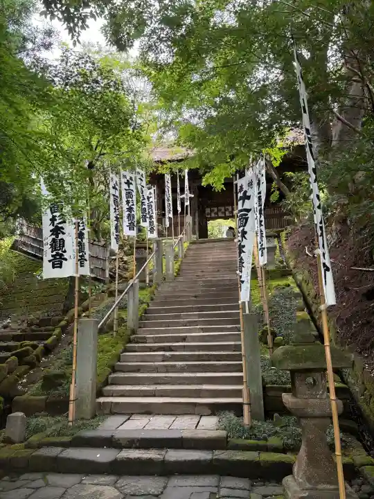 杉本寺の{uncategorized: "未分類", other: "その他", undefined: "問題あり", building: "その他建物", grave: "お墓", sacred_gate: "鳥居", guardian: "狛犬", statue: "像", buddha: "仏像", history: "歴史", nature: "自然", garden: "庭園", animal: "動物", pagoda: "塔", temizu: "手水舎", mountain_gate: "山門・神門", sanctuary: "本殿・本堂", subordinate: "末社・摂社", art: "芸術", scenery: "景色", jizo: "地蔵", ema: "絵馬", goshuin: "御朱印", omikuji: "おみくじ", items: "授与品その他", amulet: "お守り", goshuincho: "御朱印帳", eats: "食事", festival: "お祭り", votive_dance: "神楽", shichigosan: "七五三参", wedding: "結婚式", experience: "体験その他", initially: "初詣", around: "周辺", anti_infection: "感染症対策"}