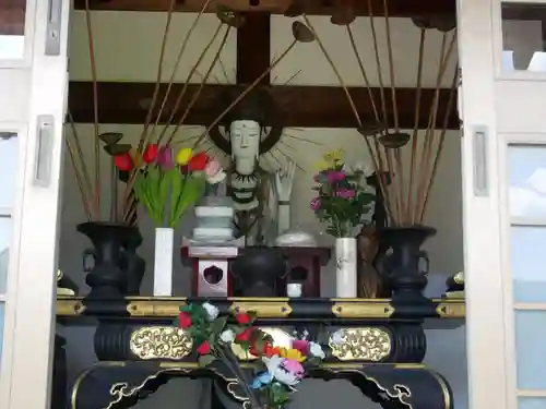 勧修寺の本殿・本堂