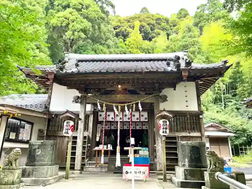 田間神社の本殿・本堂