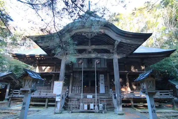 菅船神社の本殿・本堂