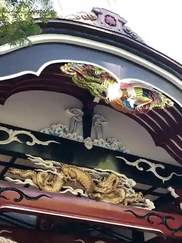 新屋山神社の芸術