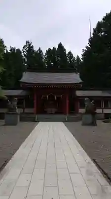 冨士御室浅間神社の本殿・本堂
