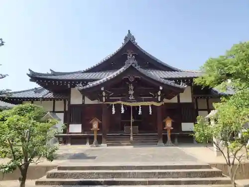 湯神社の本殿