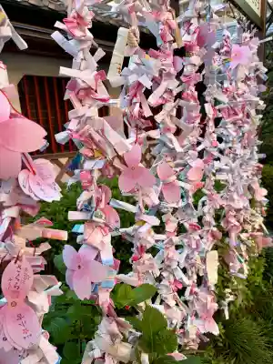 仙台大神宮の{uncategorized: "未分類", other: "その他", undefined: "問題あり", building: "その他建物", grave: "お墓", sacred_gate: "鳥居", guardian: "狛犬", statue: "像", buddha: "仏像", history: "歴史", nature: "自然", garden: "庭園", animal: "動物", pagoda: "塔", temizu: "手水舎", mountain_gate: "山門・神門", sanctuary: "本殿・本堂", subordinate: "末社・摂社", art: "芸術", scenery: "景色", jizo: "地蔵", ema: "絵馬", goshuin: "御朱印", omikuji: "おみくじ", items: "授与品その他", amulet: "お守り", goshuincho: "御朱印帳", eats: "食事", festival: "お祭り", votive_dance: "神楽", shichigosan: "七五三参", wedding: "結婚式", experience: "体験その他", initially: "初詣", around: "周辺", anti_infection: "感染症対策"}