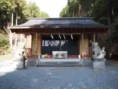 高尾山穂見神社の本殿