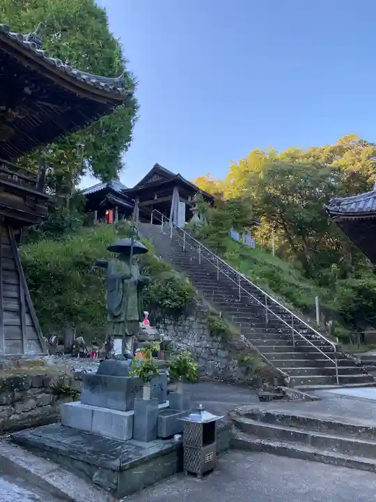 熊谷寺の本殿・本堂