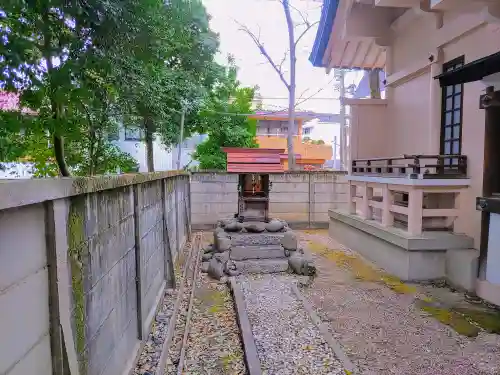 綿神社の末社・摂社