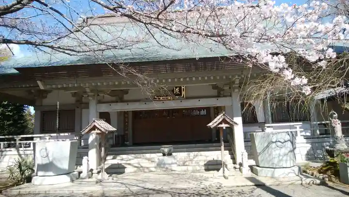 祇園寺の本殿・本堂