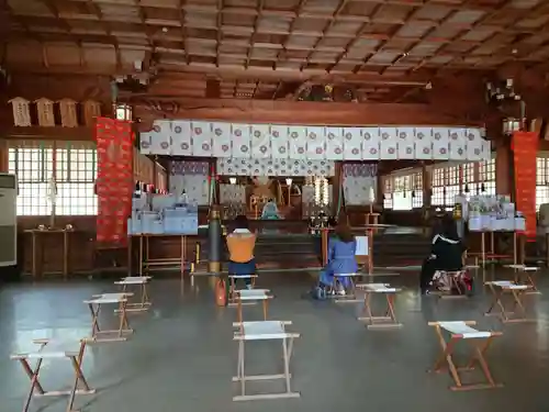 砥鹿神社（里宮）の本殿・本堂
