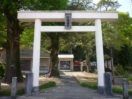 烏止野神社の鳥居