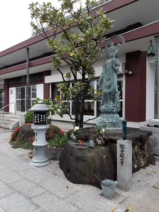 常楽寺の本殿・本堂