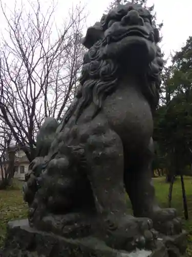 新十津川神社の狛犬