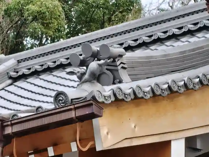 宇治神社の{uncategorized: "未分類", other: "その他", undefined: "問題あり", building: "その他建物", grave: "お墓", sacred_gate: "鳥居", guardian: "狛犬", statue: "像", buddha: "仏像", history: "歴史", nature: "自然", garden: "庭園", animal: "動物", pagoda: "塔", temizu: "手水舎", mountain_gate: "山門・神門", sanctuary: "本殿・本堂", subordinate: "末社・摂社", art: "芸術", scenery: "景色", jizo: "地蔵", ema: "絵馬", goshuin: "御朱印", omikuji: "おみくじ", items: "授与品その他", amulet: "お守り", goshuincho: "御朱印帳", eats: "食事", festival: "お祭り", votive_dance: "神楽", shichigosan: "七五三参", wedding: "結婚式", experience: "体験その他", initially: "初詣", around: "周辺", anti_infection: "感染症対策"}