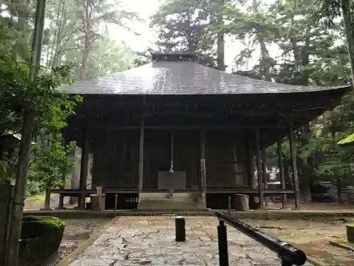 松尾寺の本殿