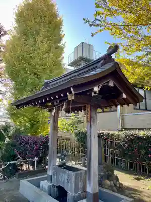 白山神社の手水舎